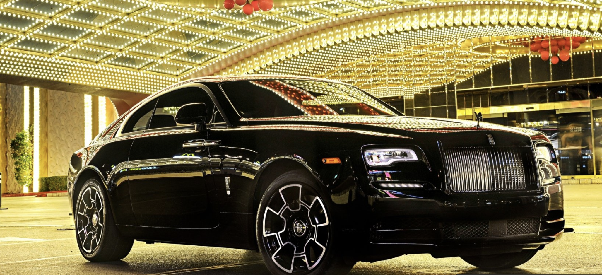 Rolls Royce luxury car